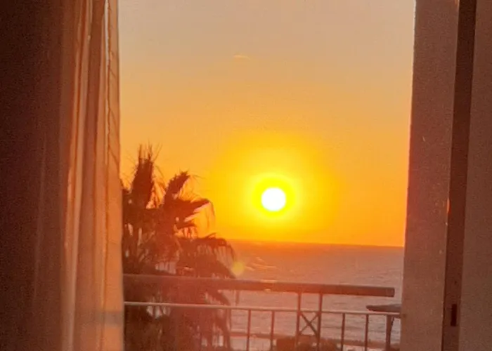 H&o Sunset Gold Apartament