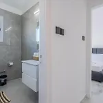 H&o Sunset Gold Apartment *